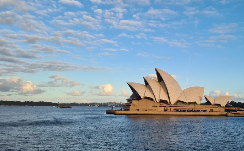 Sydney offers a plethora of outdoor activities, making it a popular summer destination for female solo travellers